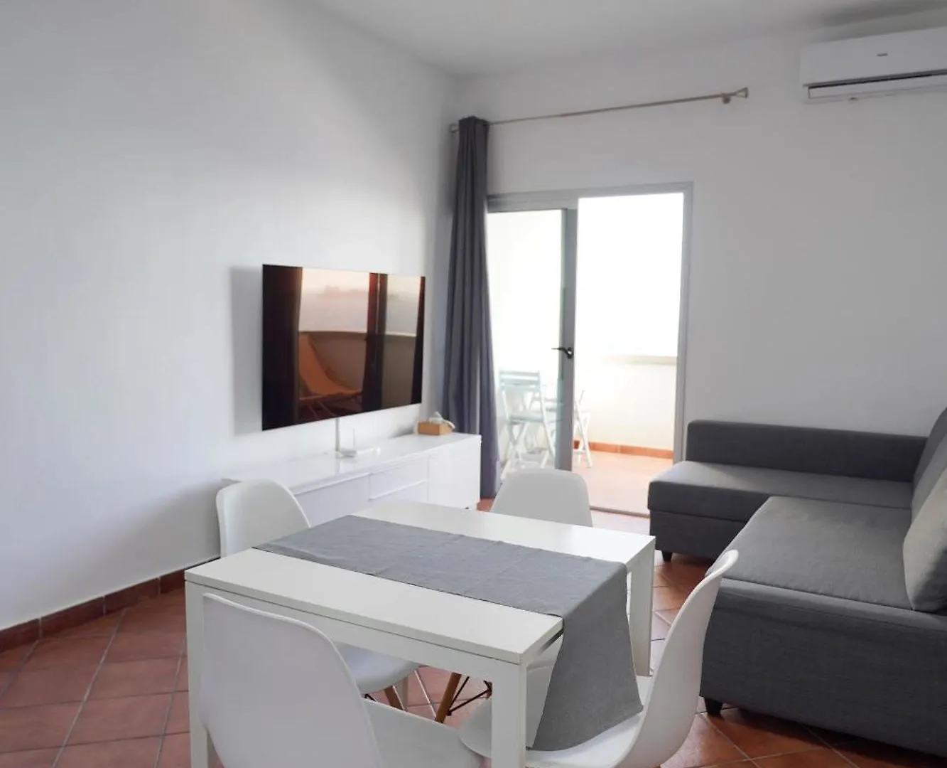 Playa Chica Beachfront Apartment Santa Cruz de Tenerife